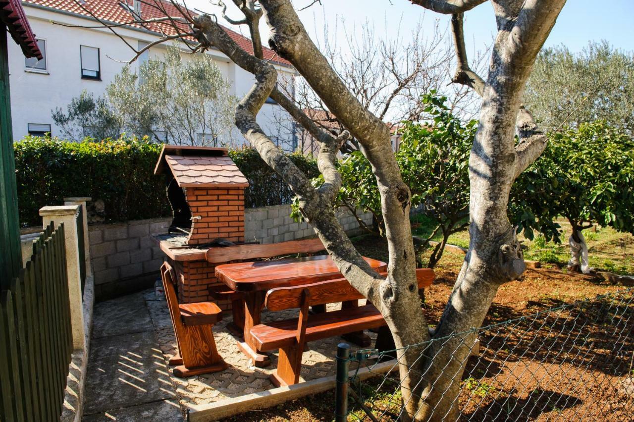 Nera Apartamento Zadar Exterior foto